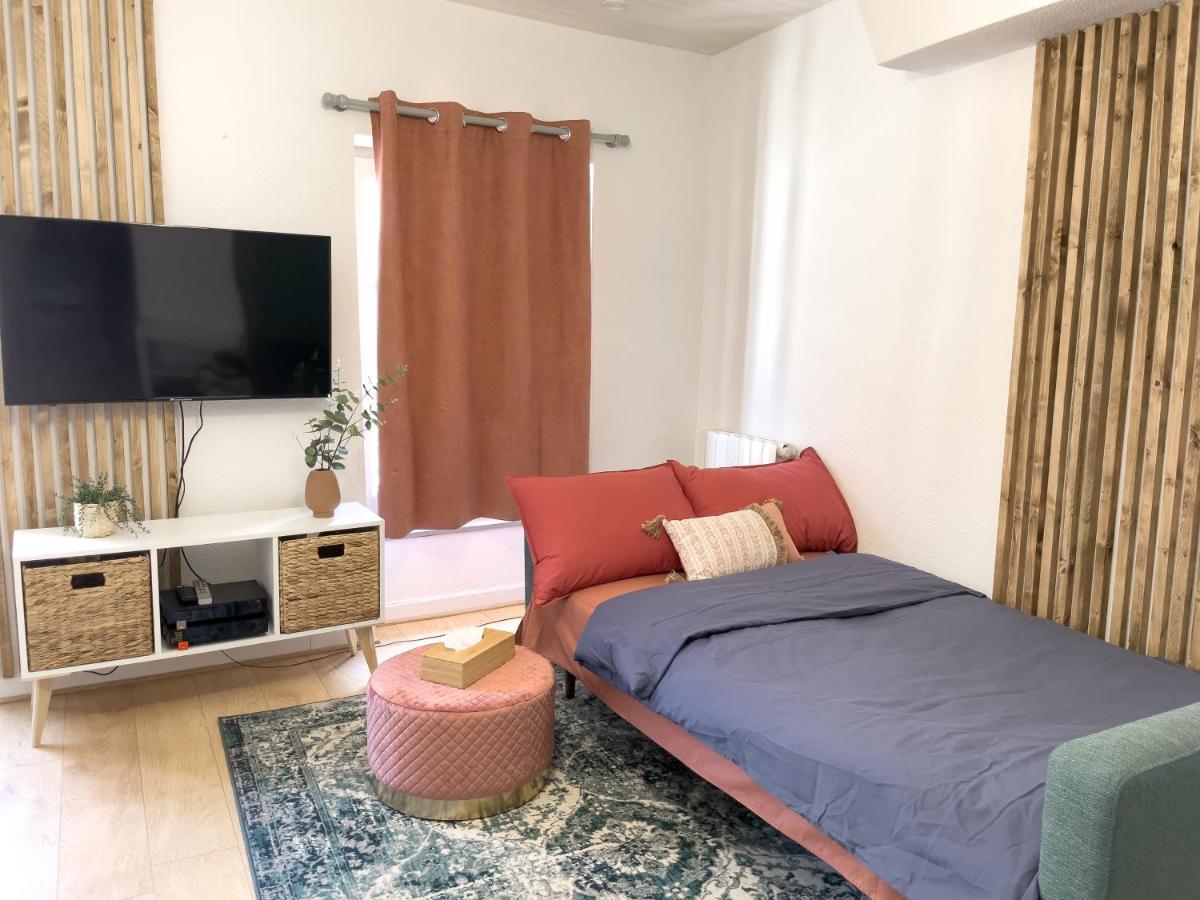 Appartement Lumineux 1 Chambre Hypercentre Place St Jean Valence  Eksteriør bilde
