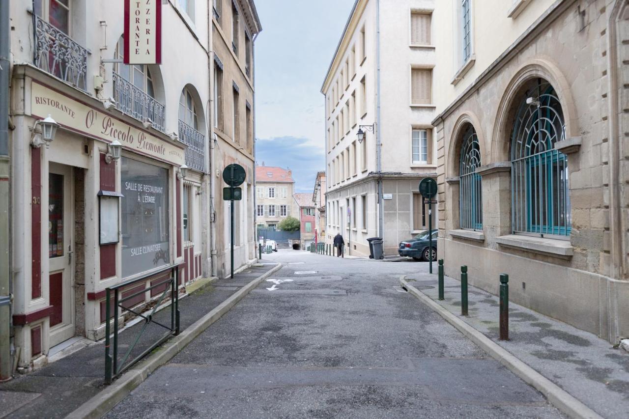 Appartement Lumineux 1 Chambre Hypercentre Place St Jean Valence  Eksteriør bilde